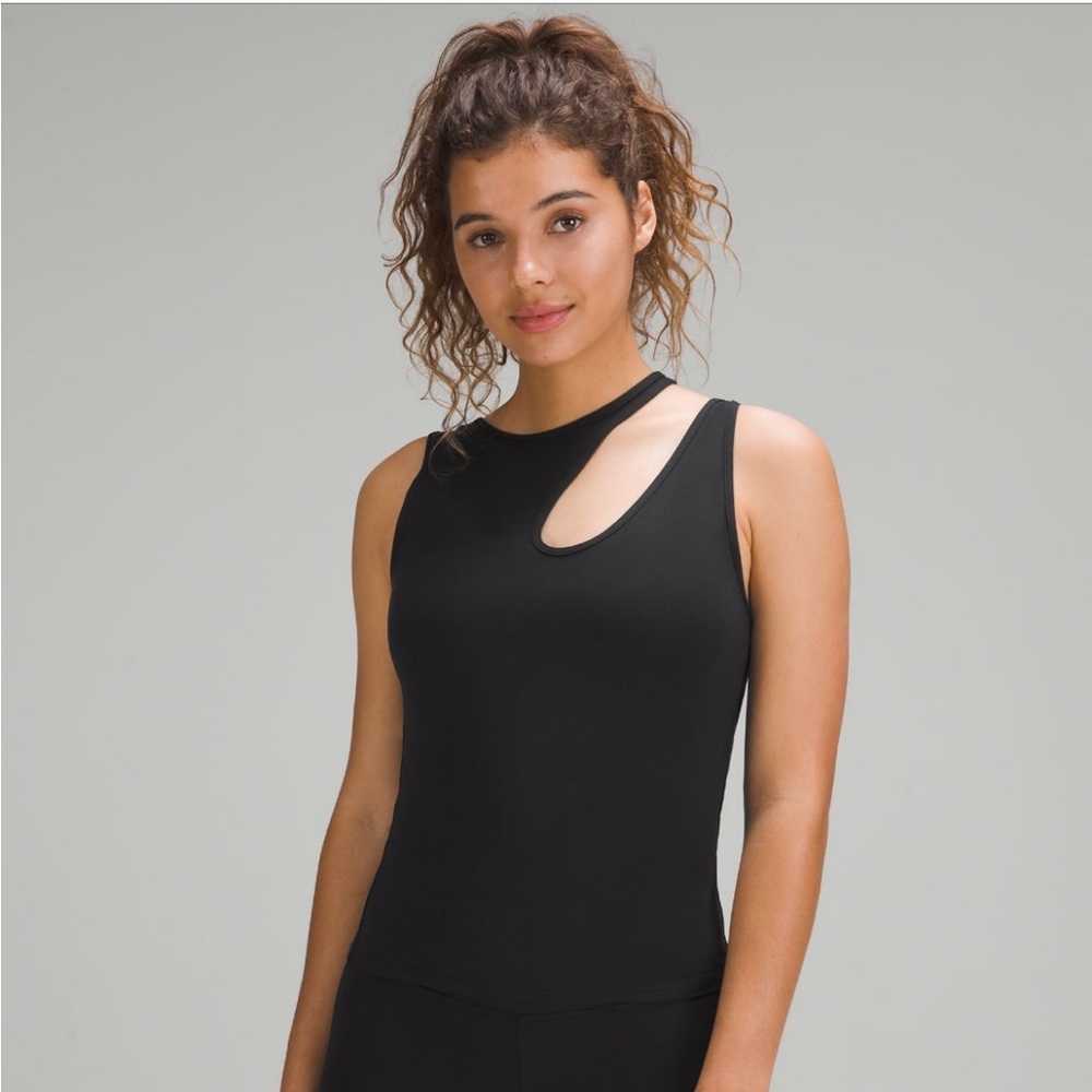 Lululemon NWT tank top